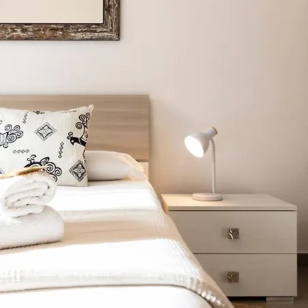 A 3 Min & Parcheggio Privato Apartamento
